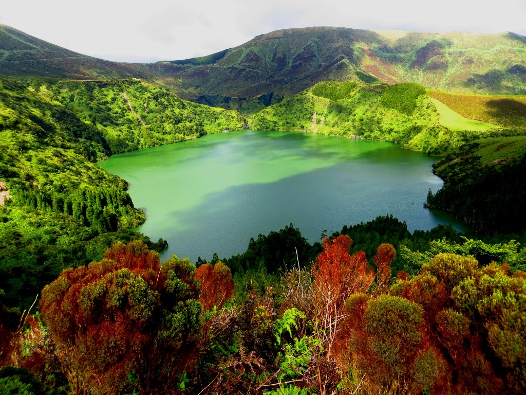 Ecotourisme et randonnées au cœur de Flores et Corvo Un monde à part Voyage sur mesure Ecotourisme et randonnées au cœur de Flores et Corvo Un monde à part Voyage sur mesure